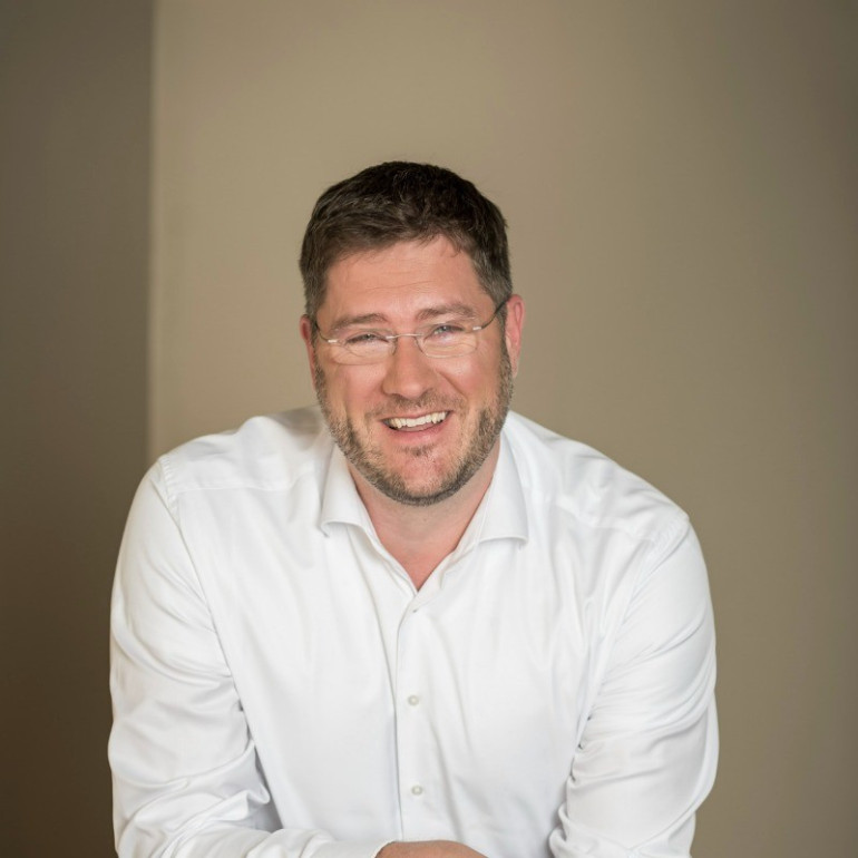 Max C. Luscher   Portraitfoto